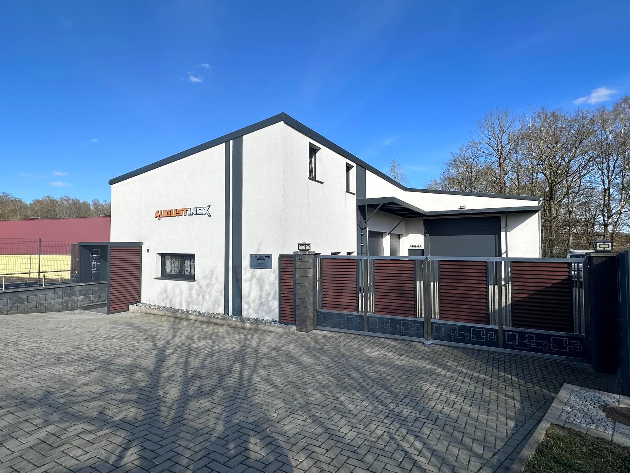 Façade de l'atelier Augustinox